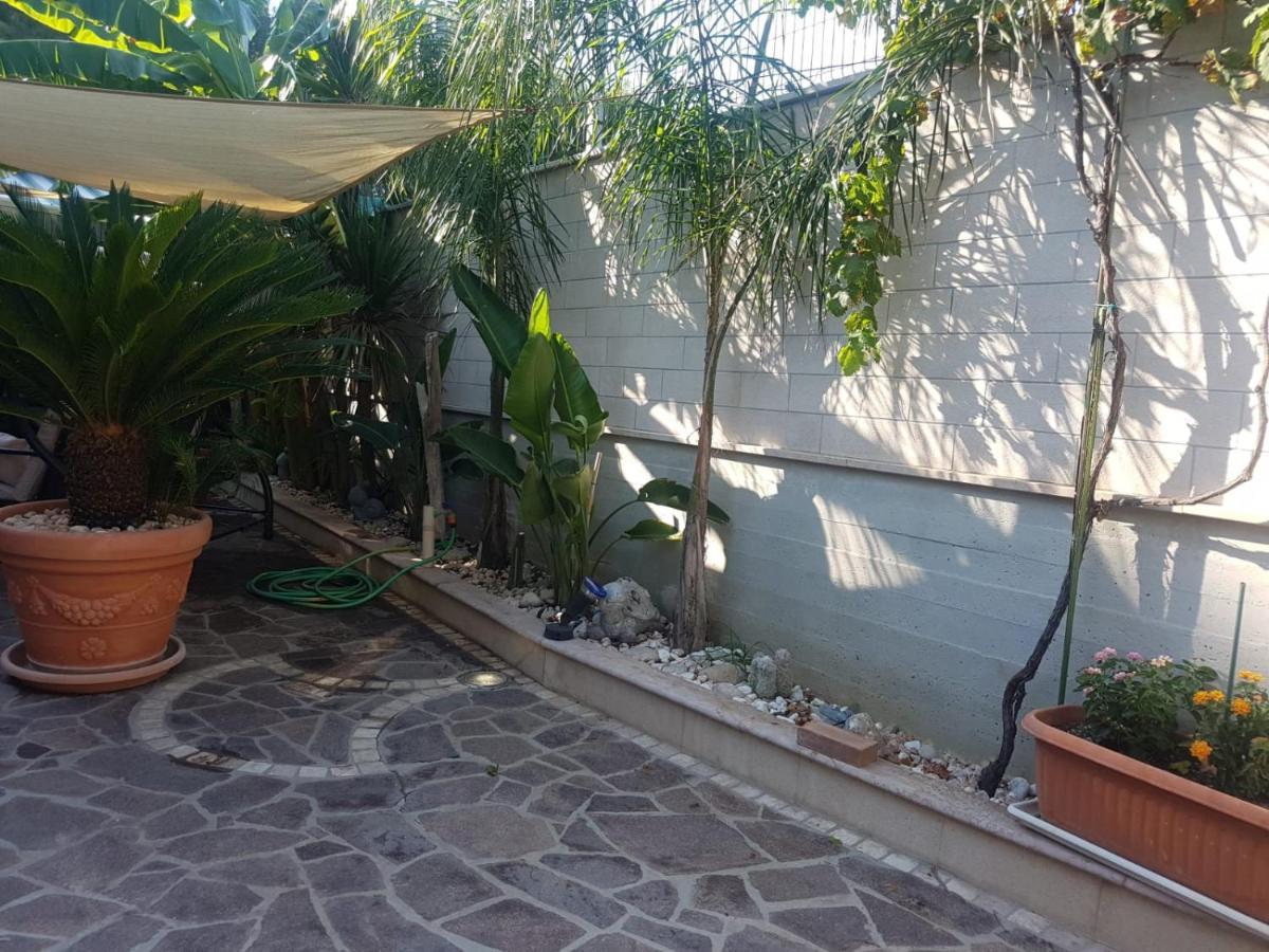 Villa Relax Sul Mare Gallipoli Eksteriør billede
